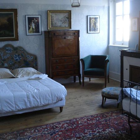 Le Chevalier D'Eon Bed & Breakfast Tonnerre Bagian luar foto