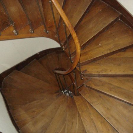 Le Chevalier D'Eon Bed & Breakfast Tonnerre Bagian luar foto